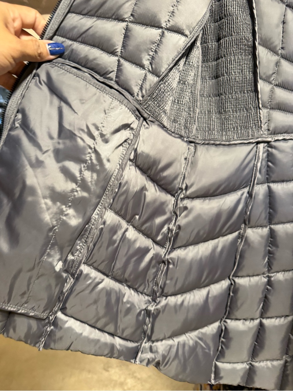 Bernardo Silver Quilted Hooded Puffer Jacket - Women's - Picture 4 of 10